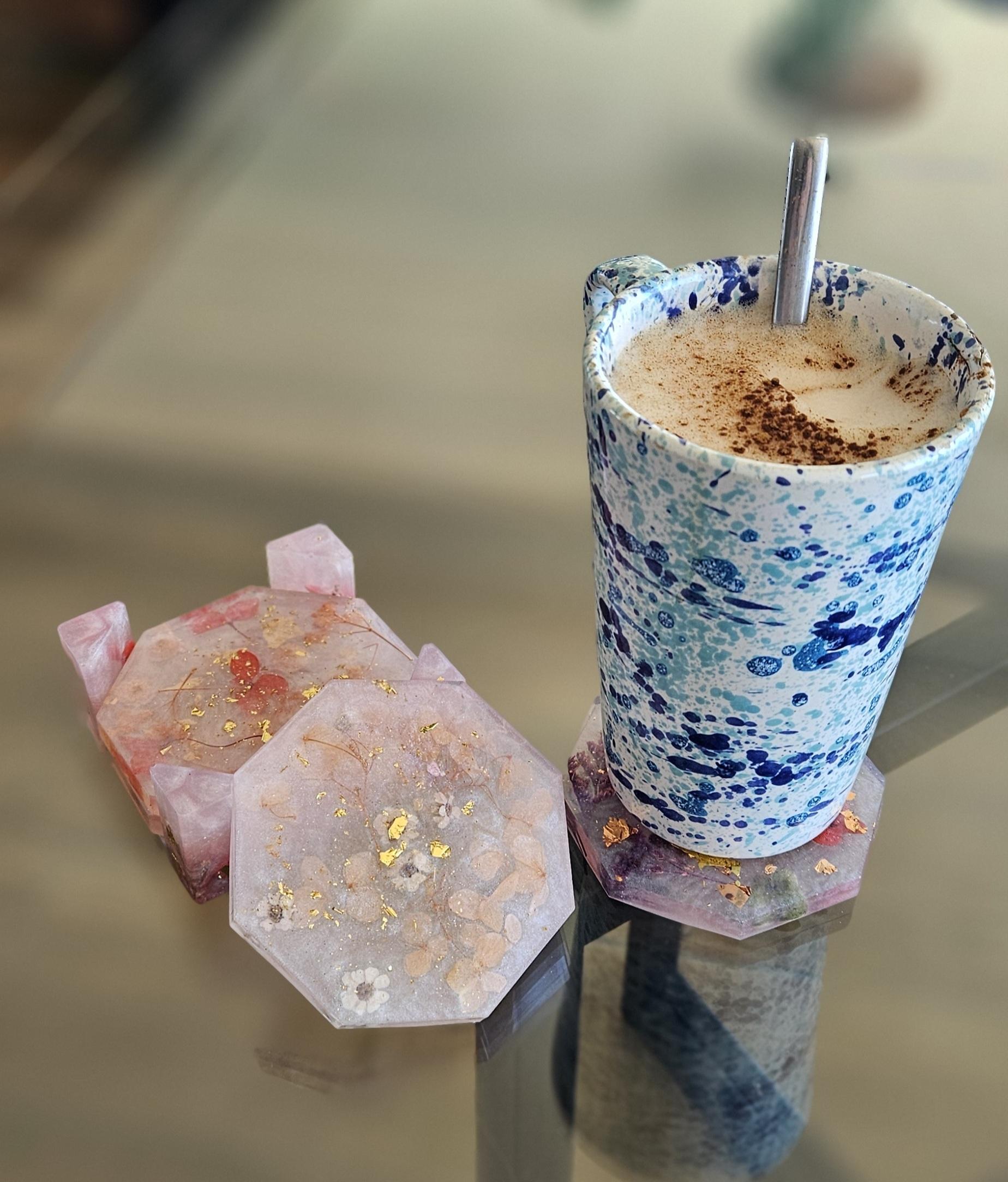 Handmade resin coaster 2